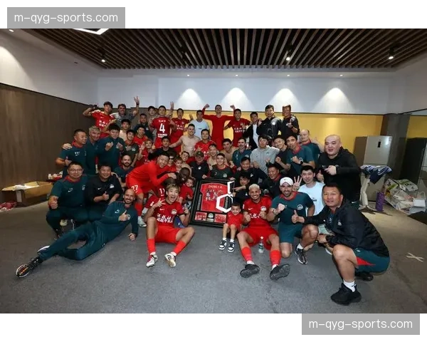 北京国安与河南队32次交锋16胜9平7负，胜率达到五成